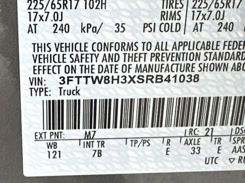 New 2025 Ford Maverick XLT w/ XLT Luxury Package image 31