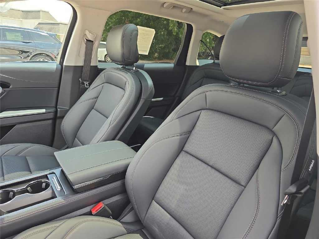 New 2026 Lincoln Nautilus Premier w/ Equipment Group 102A AWD/4WD image 15