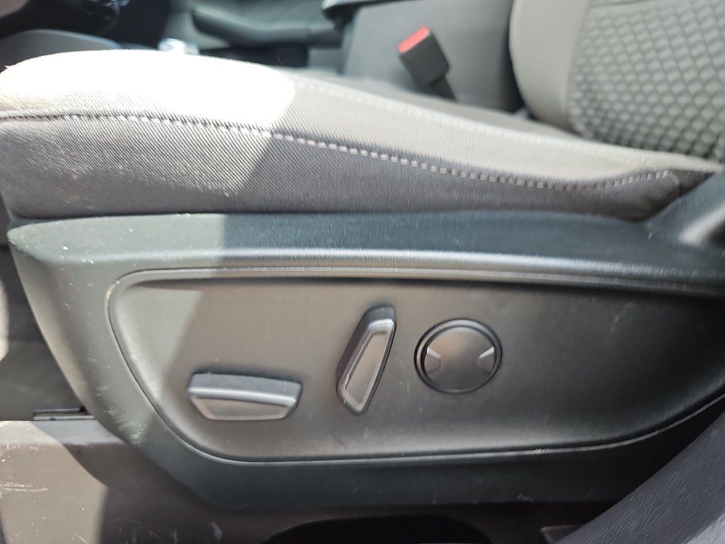 Used 2022 Ford Escape SE w/ Convenience Package FWD image 27