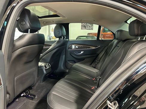 Used 2023 Mercedes-Benz E 350 Sedan image 34