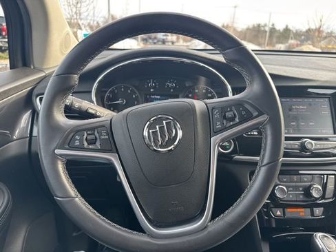 Used 2022 Buick Encore Preferred w/ Safety Package II image 19