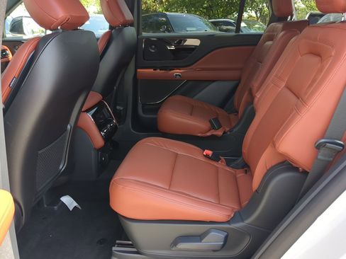 New 2025 Lincoln Aviator Reserve w/ Illumination Package image 22