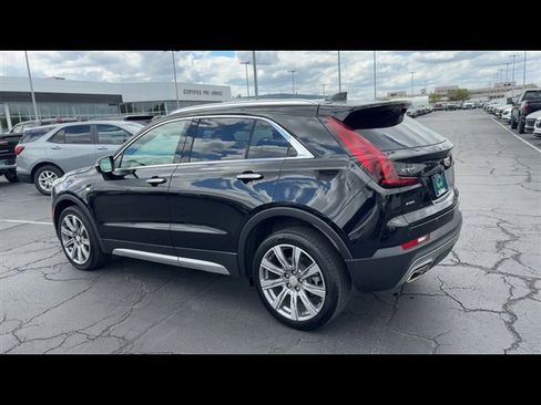 Used 2023 Cadillac XT4 Premium Luxury AWD/4WD image 6