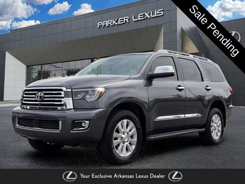 Used 2020 Toyota Sequoia Platinum RWD image 1