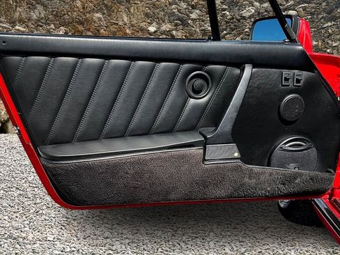 Used 1988 Porsche 911 Carrera image 21