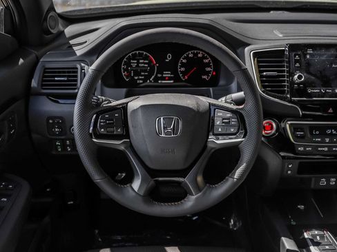 New 2026 Honda Ridgeline Black Edition image 12