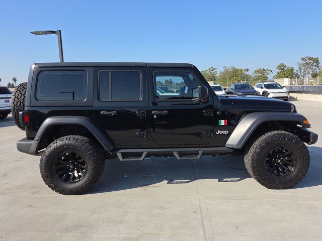 Used 2018 Jeep Wrangler Unlimited Sport AWD/4WD image 4