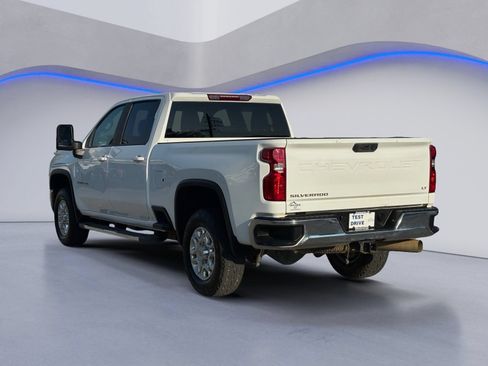 Used 2025 Chevrolet Silverado 2500 LT AWD/4WD image 6