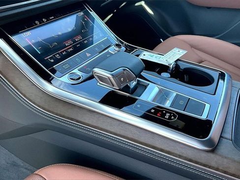 Used 2025 Audi Q7 2.0T Premium Plus w/ Premium Plus Package image 14