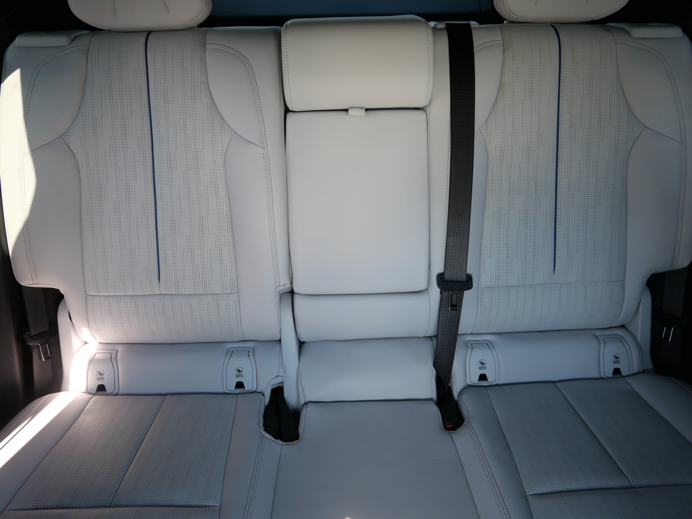 Used 2026 Cadillac Lyriq Premium Sport w/ LPO, Floor Liner Package AWD/4WD image 11