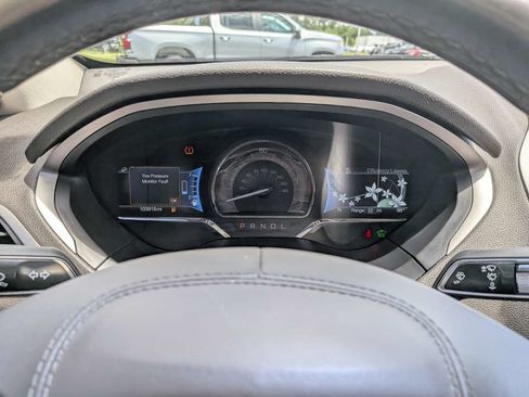 Used 2017 Lincoln MKZ Premiere FWD image 26