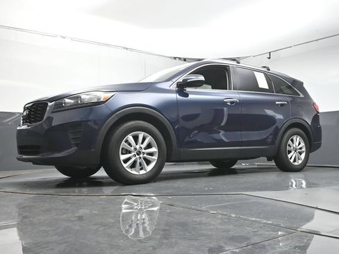 Used 2019 Kia Sorento FWD w/ LX Convenience Package image 34