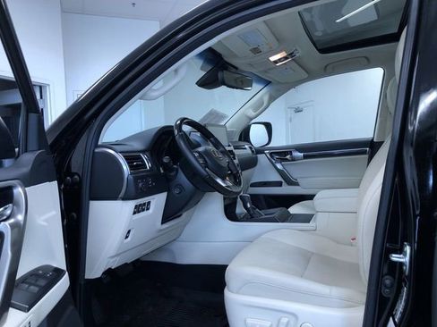 Used 2022 Lexus GX 460 Premium image 11