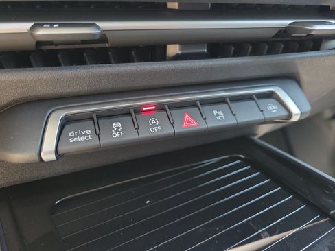 New 2026 Audi Q3 quattro 2.0T AWD/4WD image 28