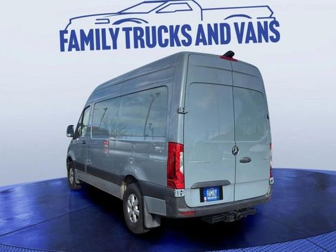 Used 2019 Mercedes-Benz Sprinter 144 Cargo image 2