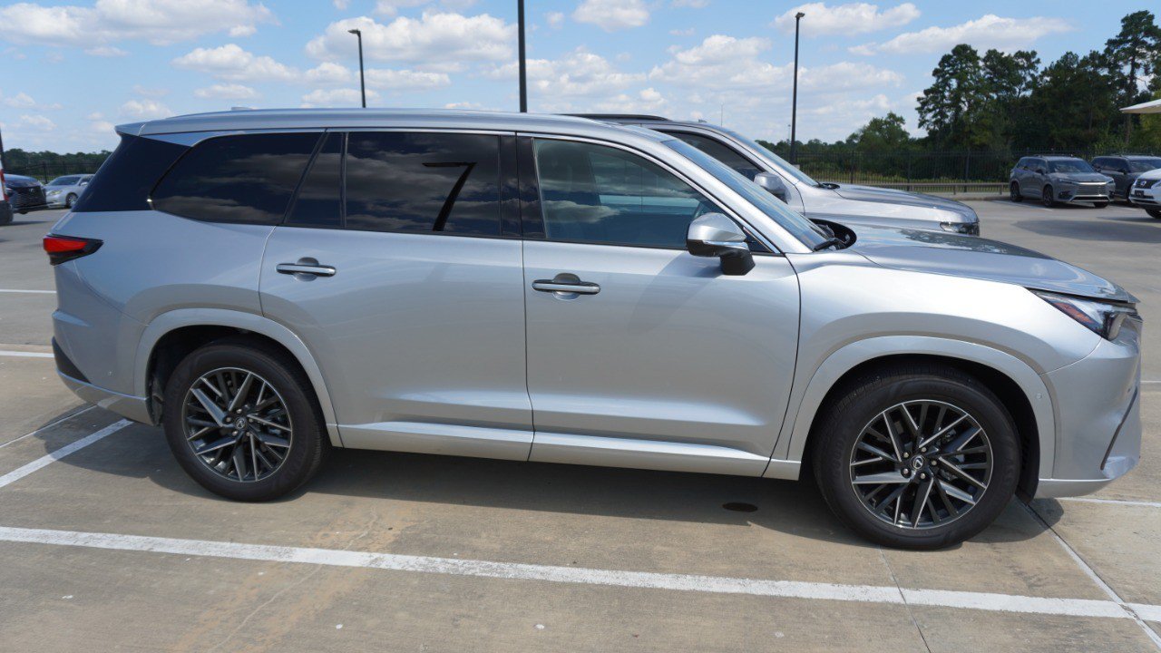 Certified 2025 Lexus TX 350 FWD w/ Technology Package image 4