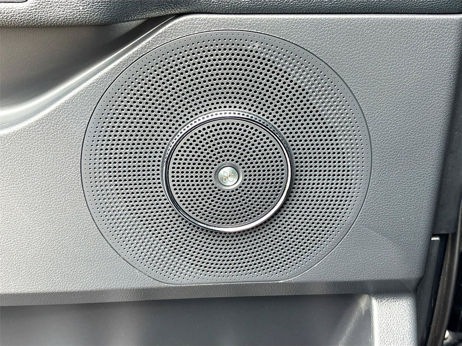 Used 2024 Ford Expedition Limited RWD image 19