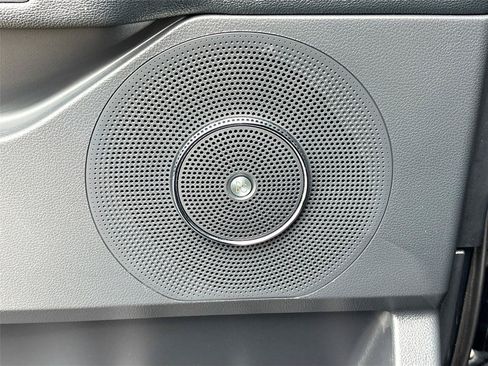 Used 2024 Ford Expedition Limited RWD image 19