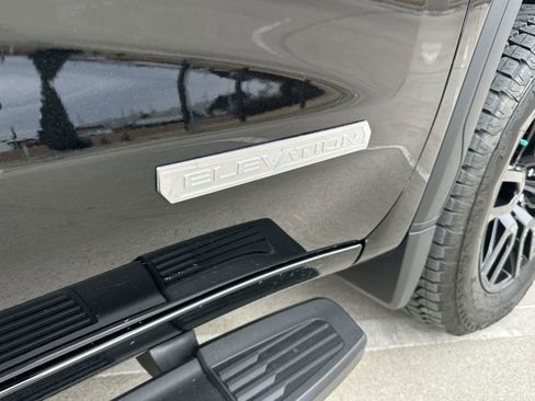 Used 2025 GMC Sierra 1500 Elevation w/ Elevation Premium Package image 32