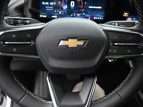 New 2026 Chevrolet Traverse LT image 6