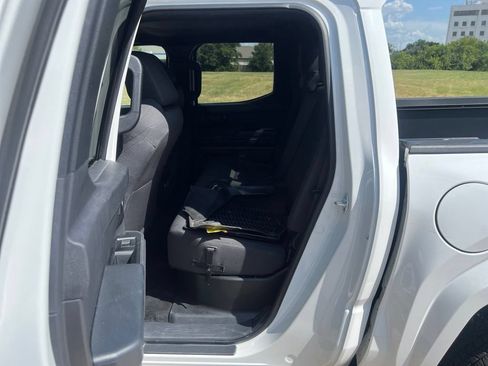 Used 2024 Toyota Tacoma SR RWD image 6