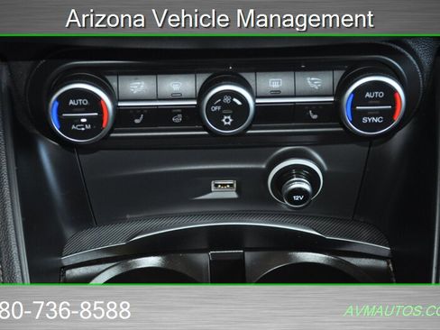 Used 2018 Alfa Romeo Stelvio Ti Sport image 37