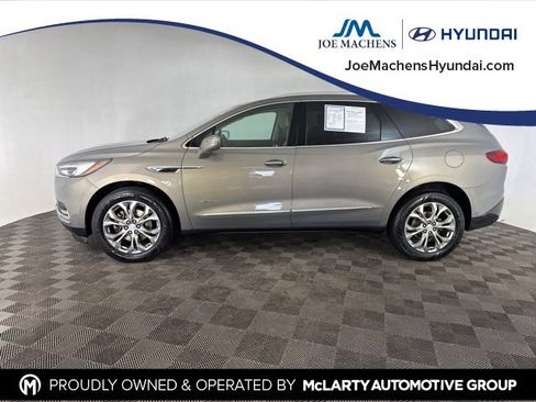 Used 2018 Buick Enclave Avenir w/ Avenir Technology Package image 9