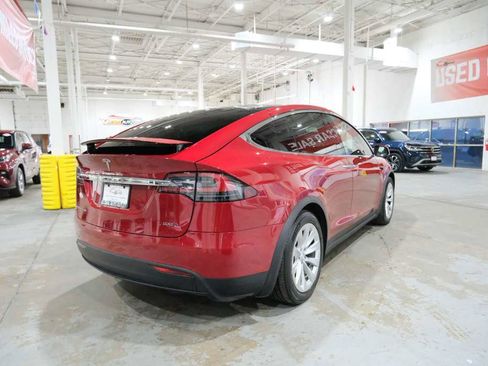 Used 2018 Tesla Model X 100D AWD/4WD image 12