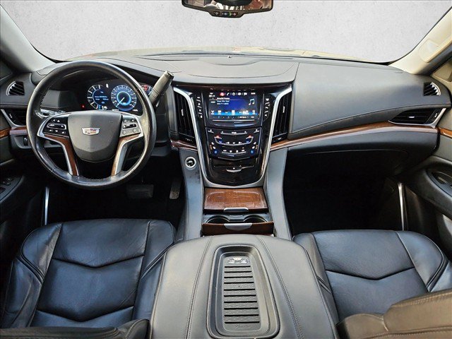 Used 2020 Cadillac Escalade 2WD image 18