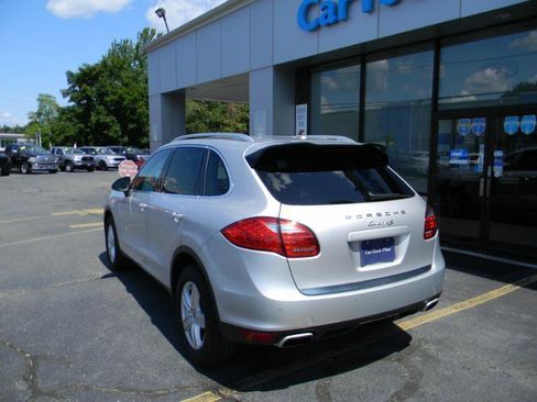 Used 2014 Porsche Cayenne S AWD/4WD image 8
