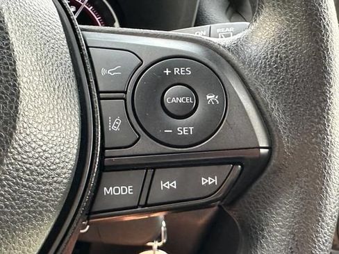 Used 2024 Toyota RAV4 LE AWD/4WD image 16