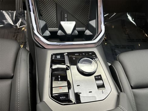 Used 2026 BMW X3 xDrive30 w/ Convenience Package image 23