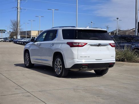 Used 2019 Chevrolet Traverse Premier image 3