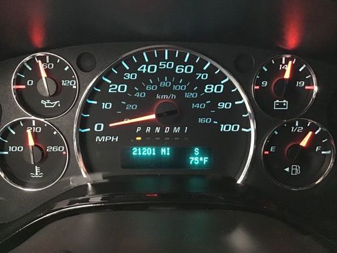 Used 2021 GMC Savana 2500 image 25