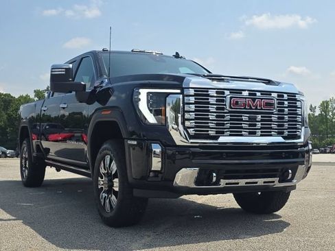 Used 2024 GMC Sierra 2500 Denali w/ Denali Reserve Package AWD/4WD image 7