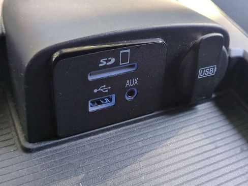 Used 2014 RAM 1500 Sport w/ Remote Start & Security Group image 31