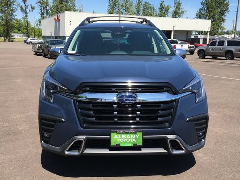 Used 2023 Subaru Ascent Touring AWD/4WD image 11