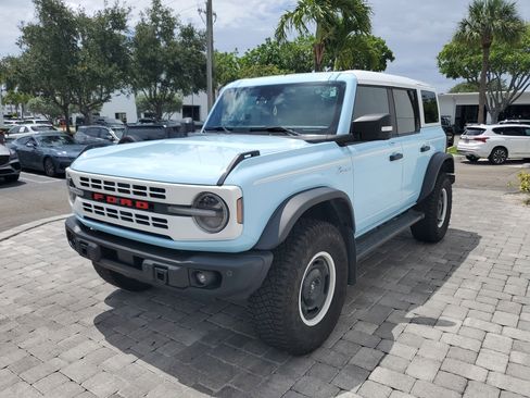 Used 2023 Ford Bronco Heritage Edition AWD/4WD image 3