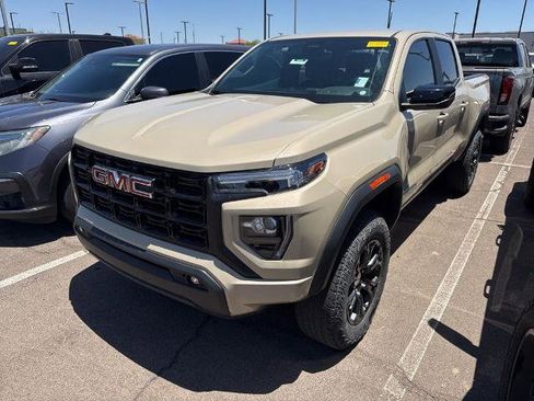 Used 2024 GMC Canyon Elevation w/ Convenience Package RWD image 2