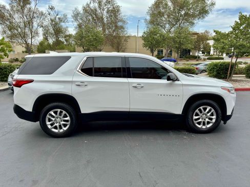 Used 2020 Chevrolet Traverse LS FWD image 7