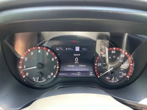Used 2021 Nissan Titan PRO-4X w/ Pro-4x Convenience Package AWD/4WD image 34