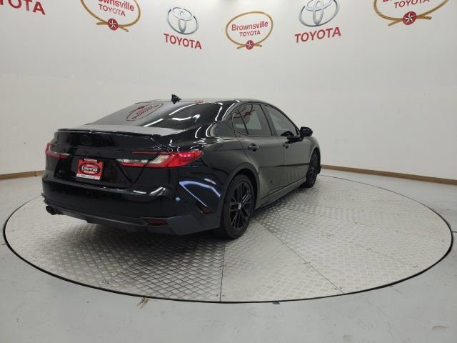 Used 2025 Toyota Camry SE w/ Convenience Package FWD image 8