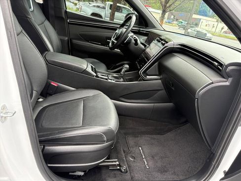 Certified 2022 Hyundai Santa Cruz Limited AWD/4WD image 17