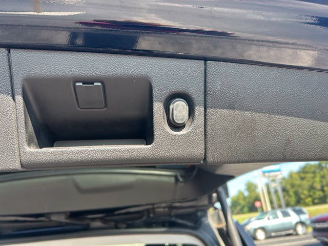 Used 2018 Chevrolet Tahoe LT RWD image 12
