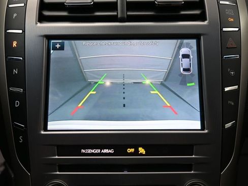 Used 2019 Lincoln MKZ Reserve FWD image 22