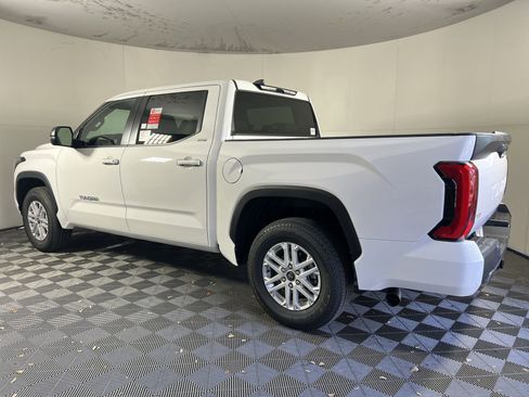 Used 2024 Toyota Tundra SR5 w/ SR5 Premium Package image 7