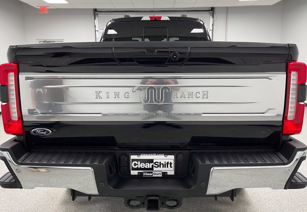 Used 2025 Ford F350 King Ranch AWD/4WD image 9