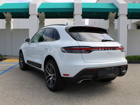 New 2026 Porsche Macan AWD/4WD image 3