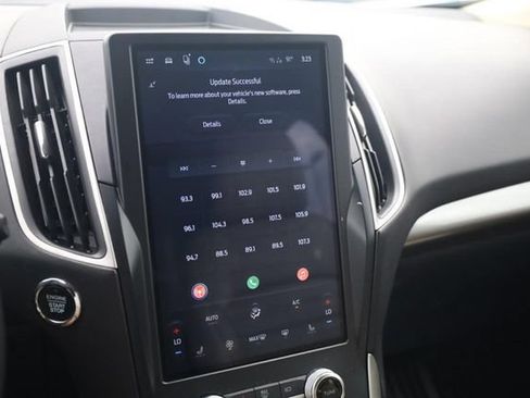 Certified 2024 Ford Edge SEL AWD/4WD image 14