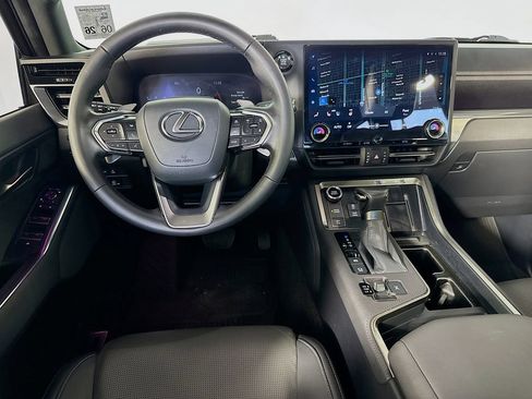 Used 2024 Lexus GX 550 w/ Accessory Package (2T) AWD/4WD image 24